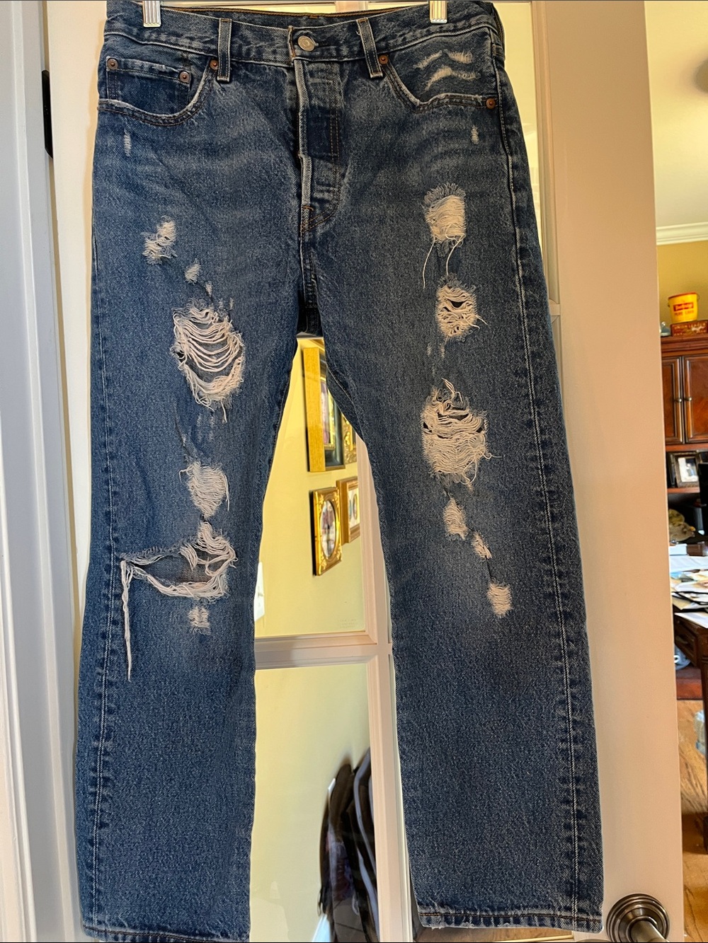 Levi's Women's Straight Ripped Indigo Denim Jeans